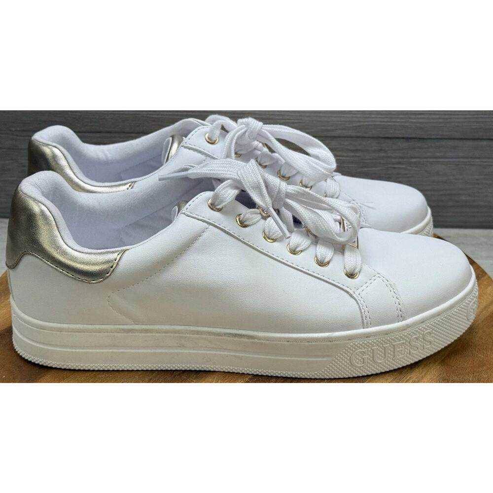 Women 9.5 GUESS Loven White Gold Sneaker